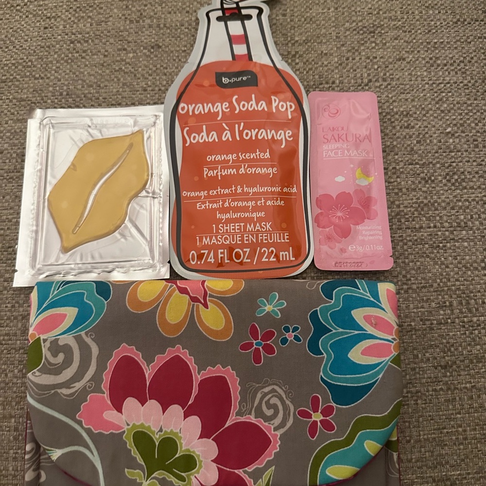 Floral Makeup Bag, Makeup, Benefit Mascara, Facial Masks Home‎ Spa Experience - Picture 6 of 11